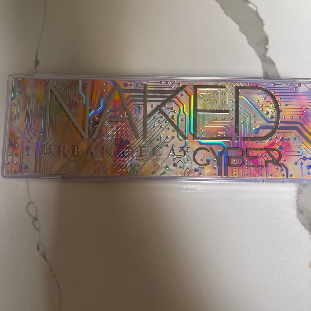 Urban Decay Naked Cyber Eyeshadow Palette
